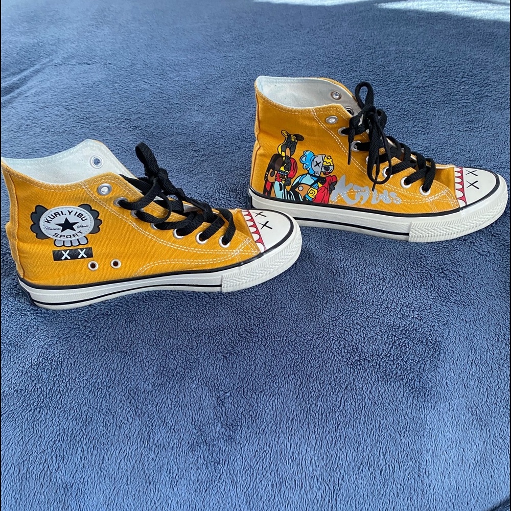 Women’s high top sneakers